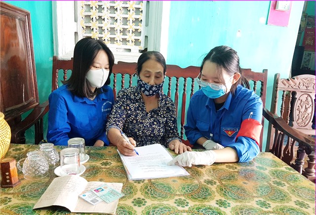Thành đoàn 32Win12 com tại tài khoản: hỗ trợ người dân sử dụng dịch vụ công trực tuyến mức độ 3, 4 trong thời gian cao điểm phòng, chống dịch Covid-19