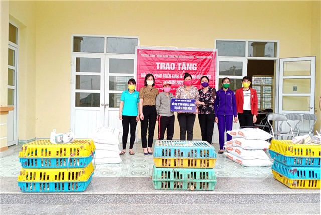 Hội LHPN Link Nhà Cái 32win.com Chính Thức: Hỗ trợ phụ nữ khó khăn tại huyện Bình Liêu