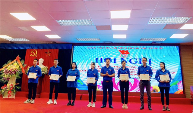 Thành đoàn 32Win12 com tại tài khoản: tổng kết tháng thanh niên, tham gia góp ý vào văn kiện Đại hội Đảng các cấp 
