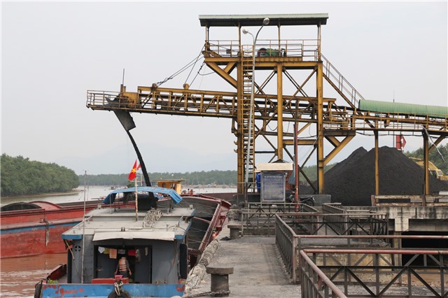 Công ty Kho vận Đá Bạc - Vinacomin: Đẩy mạnh sản xuất, tiêu thụ than