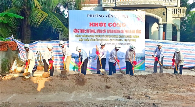 Khởi công công trình mở rộng, nâng cấp tuyến đường khu Phú Thanh Đông, phường Yên Thanh
