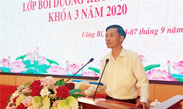 Bế giảng lớp Bồi dưỡng kết nạp đảng khóa 3 năm 2020