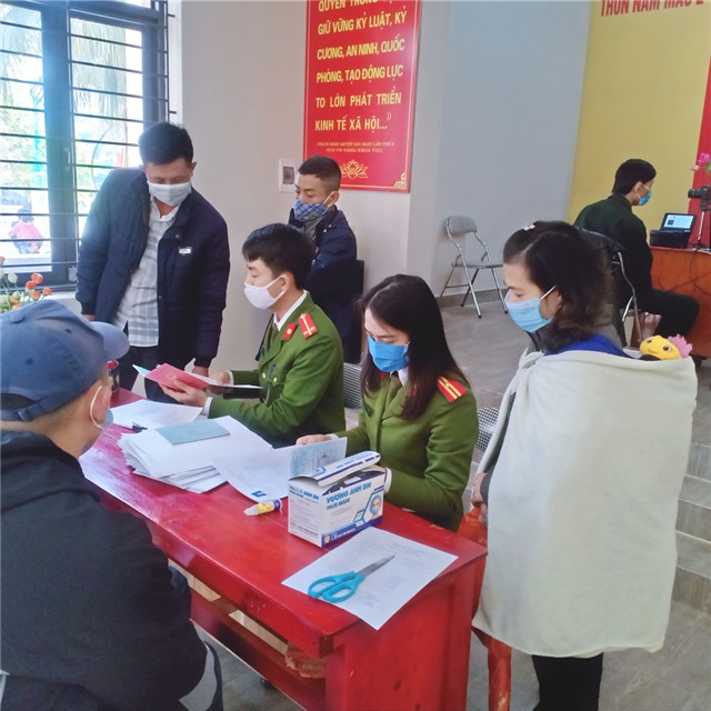 Lưu động cấp căn cước công dân gắn chip điện tử tại xã Thượng Yên Công