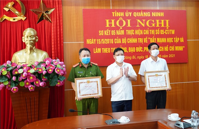 Sơ kết 5 năm thực hiện Chỉ thị 05-CT/TW của Bộ Chính trị về “Đẩy mạnh học tập và làm theo tư tưởng, đạo đức, phong cách Hồ Chí Minh”