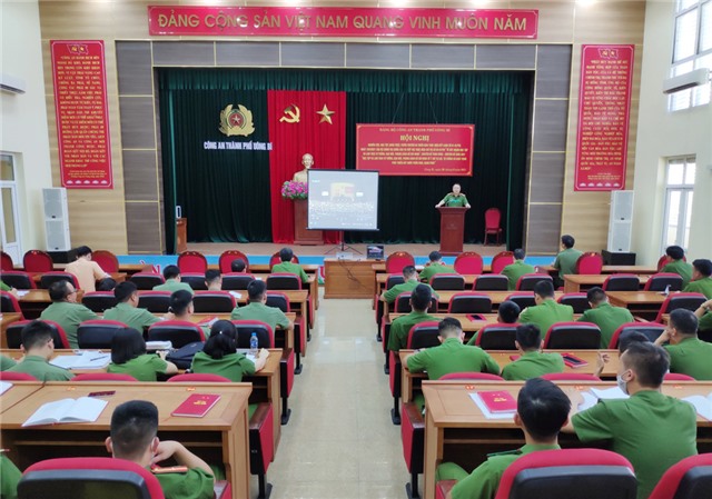 Nghiên cứu, học tập, quán triệt, triển khai Kết luận số 01-KL/TW, ngày 18/5/2021 của Bộ Chính trị về tiếp tục thực hiện Chỉ thị số 05-CT/TW và Chuyên đề năm 2021