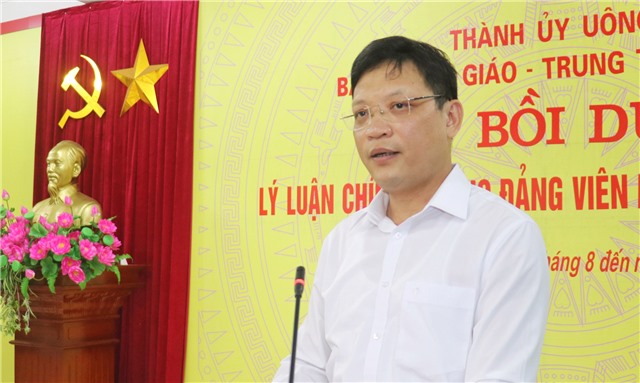 Khai giảng lớp bồi dưỡng lý luận chính trị cho đảng viên mới khóa 2 năm 2021
