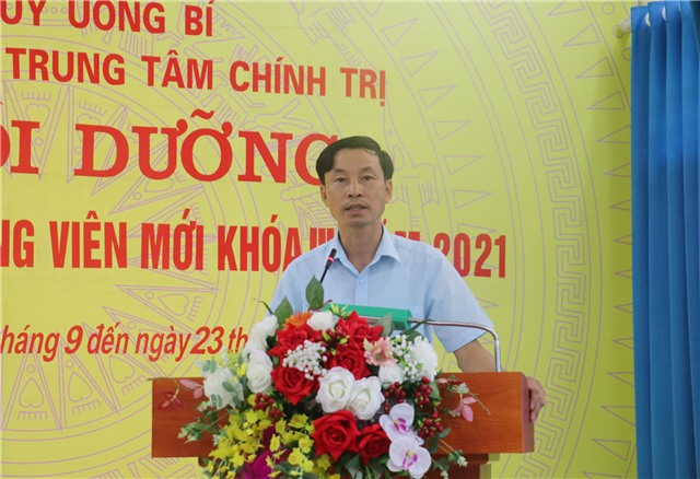 Bế giảng lớp bồi dưỡng lý luận chính trị cho Đảng viên mới khoá 3 năm 2021