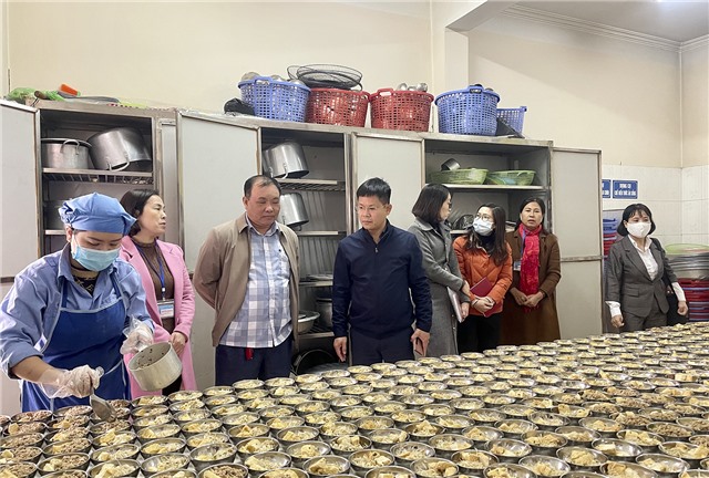 Kiểm tra công tác bảo đảm an toàn thực phẩm tại các cơ sở giáo dục trên địa bàn thành phố 32Win12 com tại tài khoản