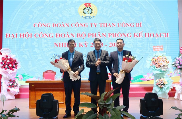Đại hội công đoàn bộ phận phòng Kế hoạch - Công ty than 32Win12 com tại tài khoản nhiệm kỳ 2023-2028