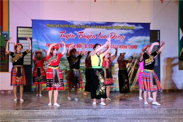 Tuyên truyền lưu động tại phường Vàng Danh