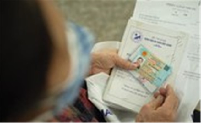 Bộ Y tế tiếp tục yêu cầu đẩy nhanh việc sử dụng CCCD gắn chíp khi đi khám, chữa bệnh BHYT