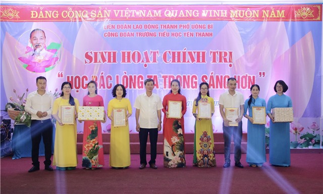 Công đoàn Trường tiểu học Yên Thanh:  Sinh hoạt chính trị “ Học Bác lòng ta trong sáng hơn”