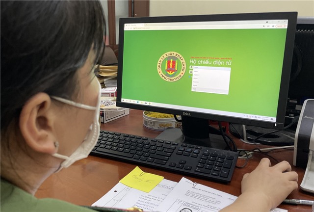 Chính thức triển khai cấp hộ chiếu phổ thông qua mạng từ 1/6