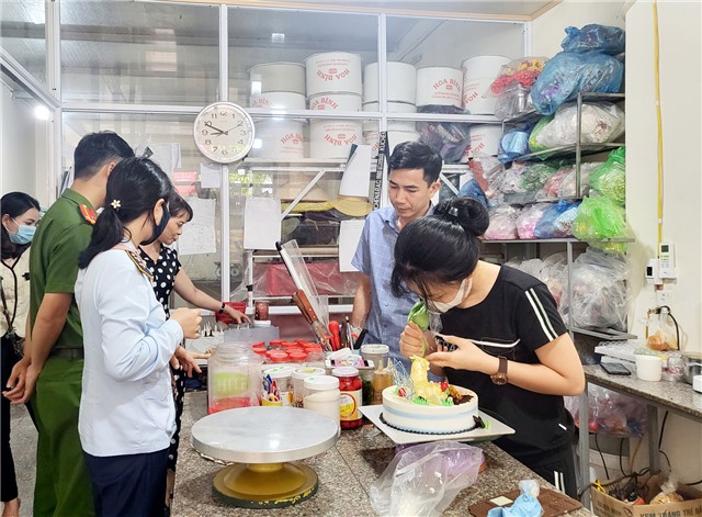 Kiểm tra công tác đảm bảo An toàn thực phẩm trên địa bàn thành phố