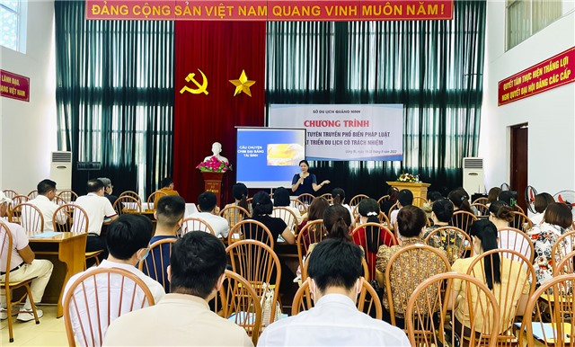 Tập huấn tuyên truyền, phổ biến pháp luật và phát triển du lịch có trách nhiệm 