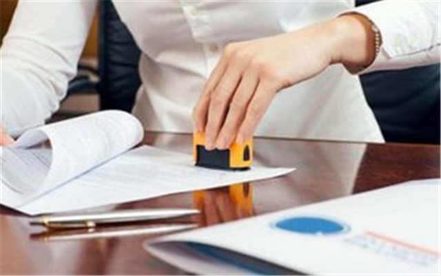 Có được dùng tài khoản định danh cá nhân khi làm thủ tục chứng thực?