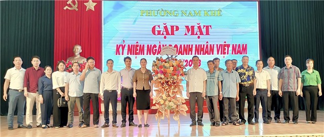 Phường Nam Khê gặp mặt kỷ niệm 19 năm Ngày Doanh nhân Việt Nam