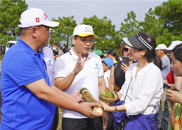 Hấp dẫn Hội thi Ẩm thực dã ngoại Phượng Hoàng