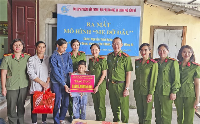 Hội LHPN phường Yên Thanh ra mắt mô hình Mẹ đỡ đầu
