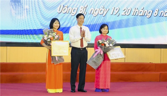 Người phụ nữ đam mê với các cuộc thi