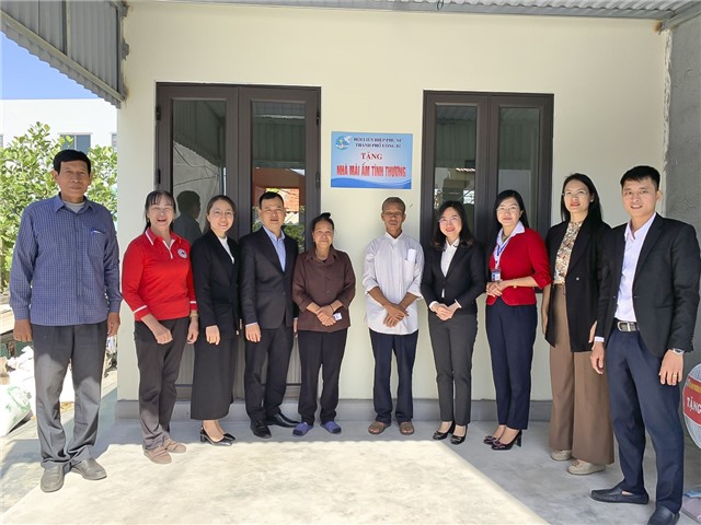 Khánh thành và trao hỗ trợ xây nhà Mái ấm tình thương tại phường Phương Nam