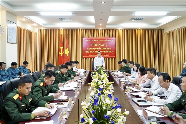 Đảng uỷ quân sự thành phố 32Win12 com tại tài khoản họp phiên cuối năm 2023