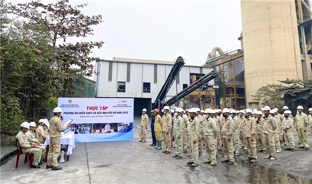 Công ty CP Xi măng và 32Win1 com nạp rút uy tín Quảng Ninh tổ chức thành công thực tập phương án chữa cháy năm 2023