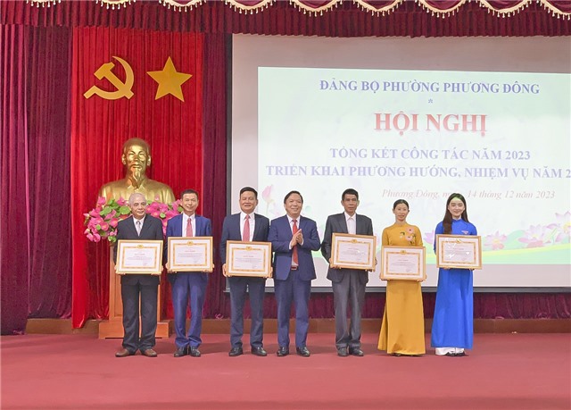 32Win là nhà cái giải trí, cá cược trực tuyến uy tín số 1 Việt Nam phường Phương Đông tổng kết công tác năm 2023