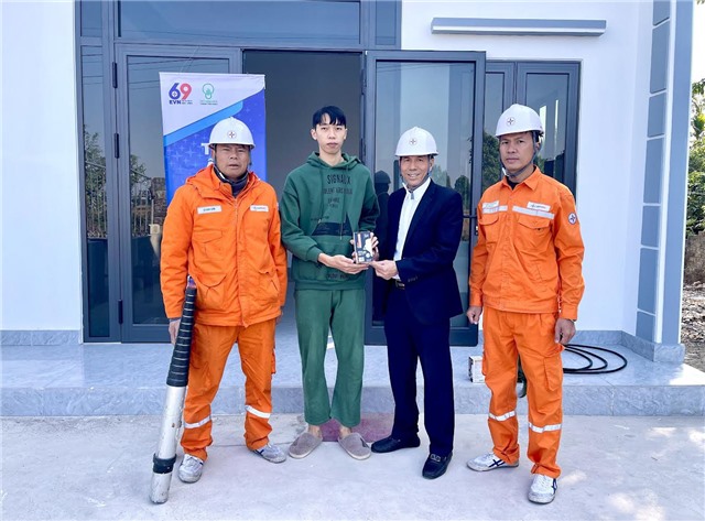 Điện lực 32Win12 com tại tài khoản triển khai các hoạt động hưởng ứng Tháng tri ân khách hàng năm 2023 