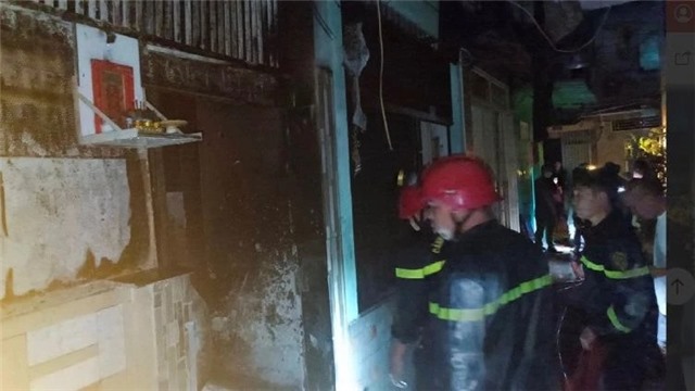 Cháy nhà trong đêm, một bé gái tử vong