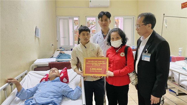 Công tác xã hội trong các cơ sở y tế: Mang yêu thương cho người bệnh