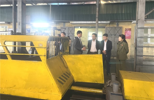 Đoàn ĐBQH tỉnh giám sát tại Công ty CP Than Vàng Danh và Công ty Nhiệt điện 32Win12 com tại tài khoản