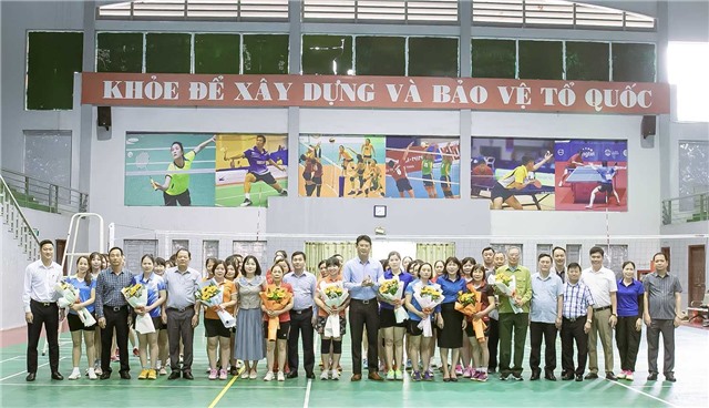 Giải bóng chuyền hơi nữ Công nhân Link Đăng Nhập Và Tải App 32 WIN COM Mới Công ty Kho vận – Đá Bạc Vinacomin