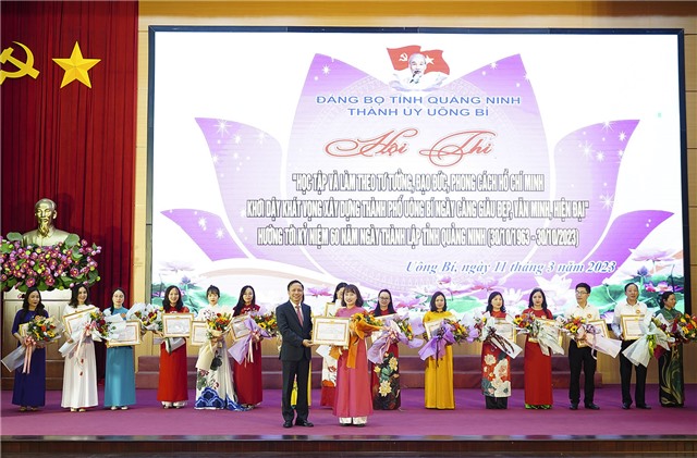 Hội thi “Học tập và làm theo tư tưởng, đạo đức, phong cách Hồ Chí Minh; khơi dậy khát vọng 32Win1 com Tải xuống APK thành phố 32Win12 com tại tài khoản ngày càng giàu đẹp, văn minh, hiện đại” Hướng tới kỷ niệm 60 năm ngày thành lập tỉnh Quảng Ninh 