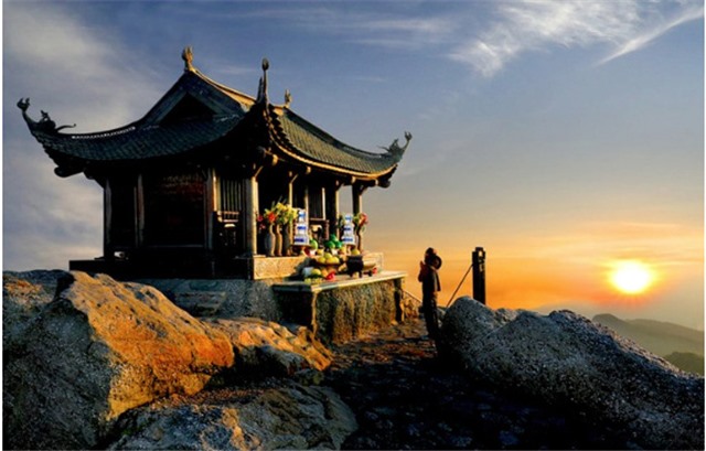 Du khảo: Chiêm ngưỡng sắc hoa Yên Tử trong không gian Phật giáo mùa Xuân