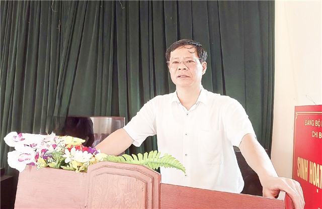 Chủ tịch UBND thành phố Phạm Tuấn Đạt dự sinh hoạt chi bộ tại khu Đền Công 2, phường Trưng Vương
