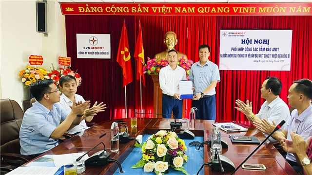 Công ty Nhiệt điện 32Win12 com tại tài khoản ra mắt nhóm zalo về bảo đảm an ninh trật tự tại đơn vị