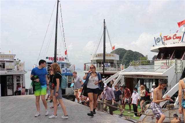 Cơ hội từ chính sách thị thực mới 
