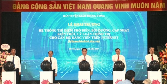 Khai trương Hệ thống thí điểm phổ biến, bồi dưỡng, cập nhật kiến thức lý luận chính trị trên Internet