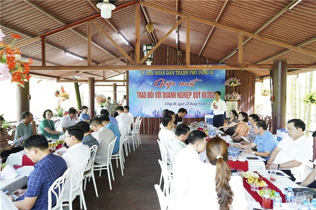 Thành phố gặp mặt, trao đổi, tháo gỡ khó khăn cho Doanh nghiệp quý III/2023