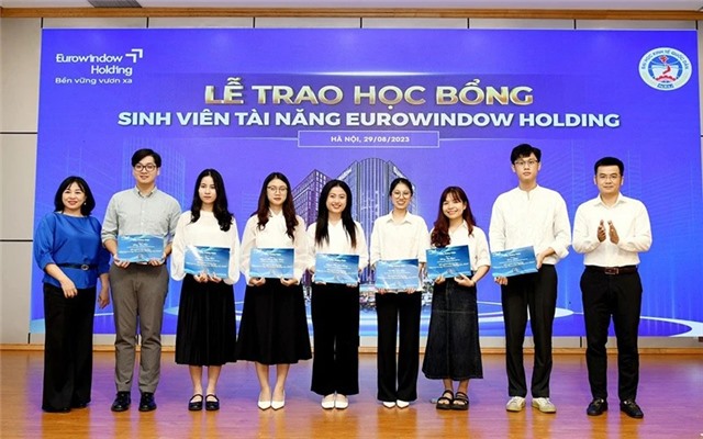 Quy định mới về học phí, giảm khó khăn cho học sinh, sinh viên