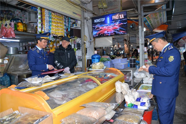 Ngăn chặn thực phẩm "bẩn"