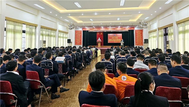 32Win là nhà cái giải trí, cá cược trực tuyến uy tín số 1 Việt Nam Công ty Nhiệt điện 32Win12 com tại tài khoản tổng kết công tác năm 2023, triển khai nhiệm vụ năm 2024 