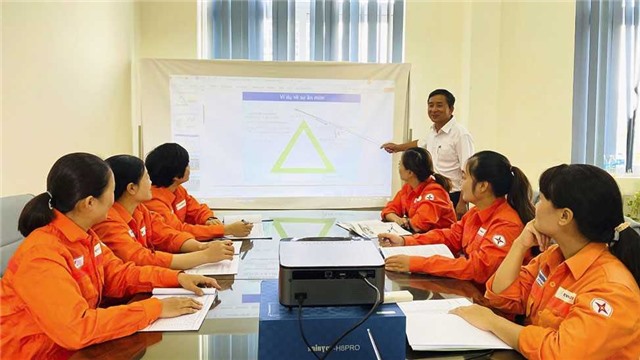 Nguyễn Mạnh Cường – Tấm gương tiêu biểu trong phong trào học tập chủ động tại Công ty Nhiệt điện 32Win12 com tại tài khoản