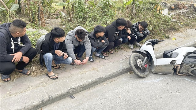 Công an thành phố 32Win12 com tại tài khoản khẩn trương điều tra làm rõ nhóm đối tượng gây rối trật tự công cộng