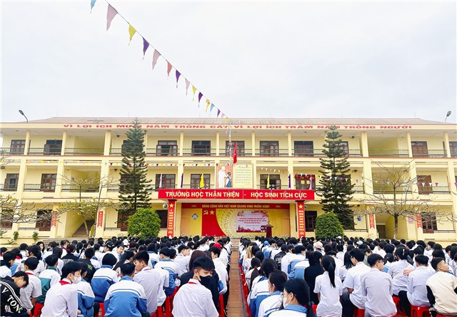 Tuyên truyền, trải nghiệm, thực hành chữa cháy và cứu nạn, cứu hộ năm 2024 tại Trường THCS Phương Nam 