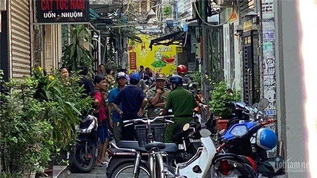 Cháy nhà trong hẻm, một người tử vong