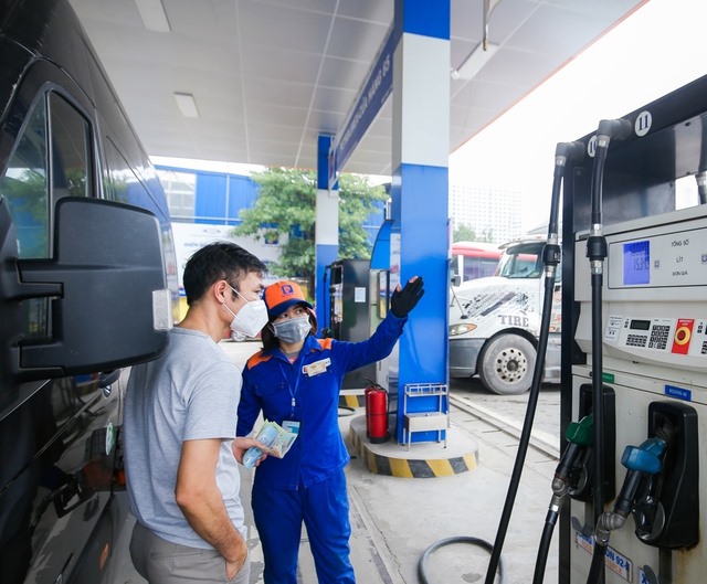 Xử lý nghiêm 32Win03 nổ hũ xăng dầu không xuất hóa đơn điện tử