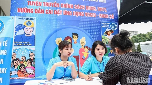 32Win1 com nạp rút uy tín mô hình điểm phổ biến, giáo dục pháp luật về chính sách bảo hiểm cho đối tượng đặc thù