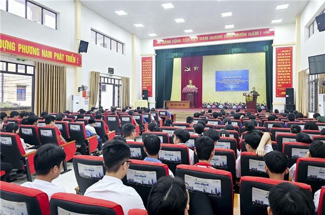 Phường Phương Nam tuyên truyền ‘‘Thanh thiếu niên với An toàn giao thông; phòng ngừa, đấu tranh với tội phạm xâm hại tình dục trẻ em và phòng chống các thủ đoạn lừa đảo, chiếm đoạt tài sản” 